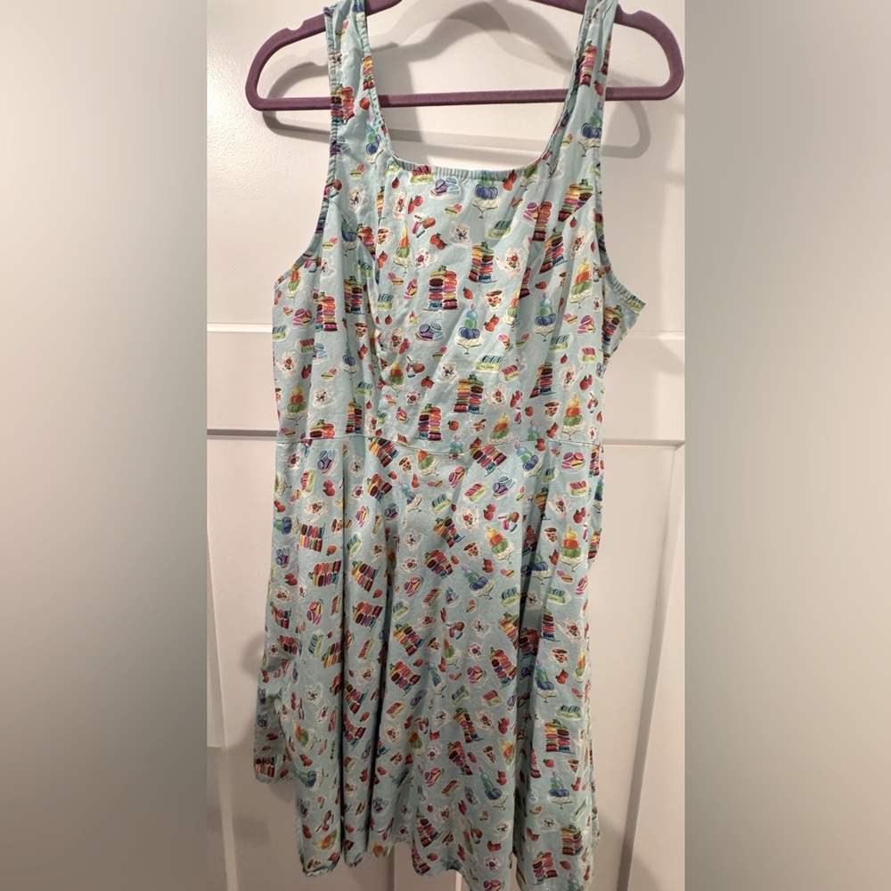 Macaron Print Retrolicious dress